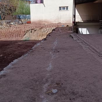 Çevre, Şehircilik Bakanlığı Apartman Dairelerine Yol Verilmeden Bina Yapılma Girişimi, Temel Kazma