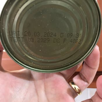 Superfresh Ton Balığındaki Beklenmedik Misafir!