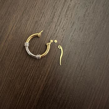 Olesya Accessories Kalitesiz Ürünler Ve İlgisiz Müşteri Hizmetleri!