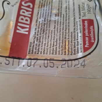 BİM Den Kıbrıs Tatlısı Aldım Ama Küflenmiş