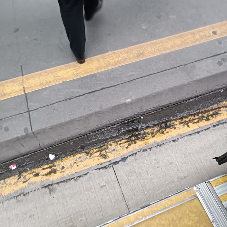 Metrobüs Durak Mesafesi