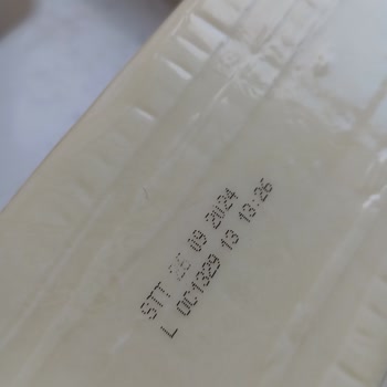 Tek Süt Kaşar Peynirinden Kıl Çıktı