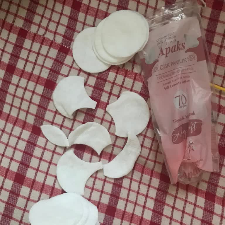 BİM Apaks Makyaj Temizleme Pamuğu