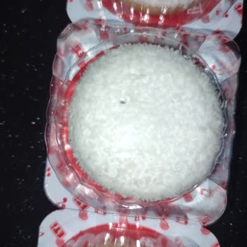 Eti Gıda Eti Paketinde Siyah Bir Cisim