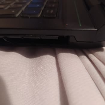 Monster Ekran Çengeli Sorunu