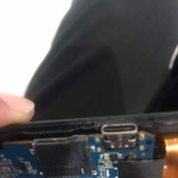 Hometech Tamir Edilmeyen Parça Değişmeyen Cihazdan Para Alınması Ve Yapılmaması