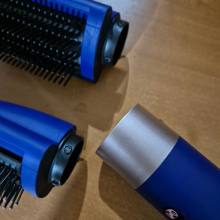 Dyson Airwrap Başlığı Sürekli Düşüyor