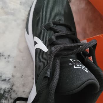 Boyner Yırtık Bir Kutu İçerisinde Teşhir Ürün Gönderildi