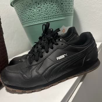 Puma Ayakkabının Kenarlarından Yırtılması