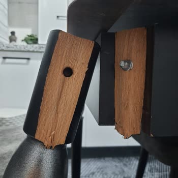 Evkur Alışveriş Kartal Kırık Masa Ayağı