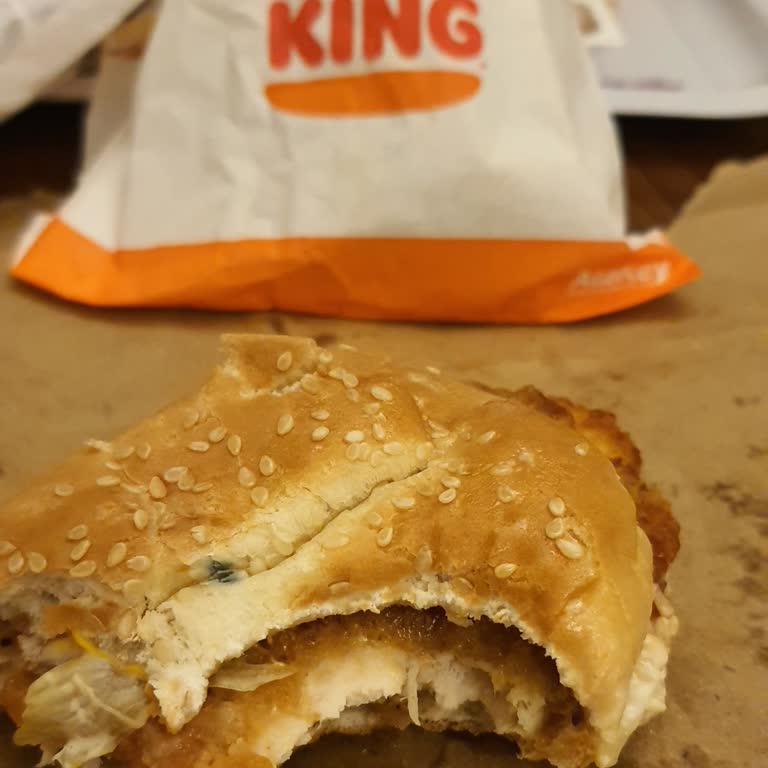 Burger King Küflü Ekmek Şoku