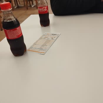 Köfteci Yusuf Köfteci Y**** Personel İlgisizliği Ve Kötü Hizmet
