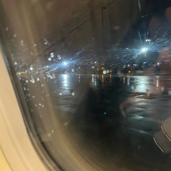 AJet (Anadolu Jet) Saatler Süren Bekleyiş