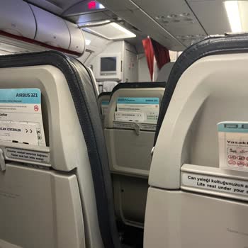 AJet (Anadolu Jet) Saatler Süren Bekleyiş