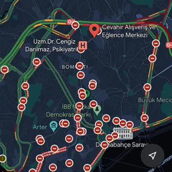 Paribu Cineverse Araç Ve Toplu Taşıma Trafiğine Kapalı Bir AVM'de Sinemaya Gidememek