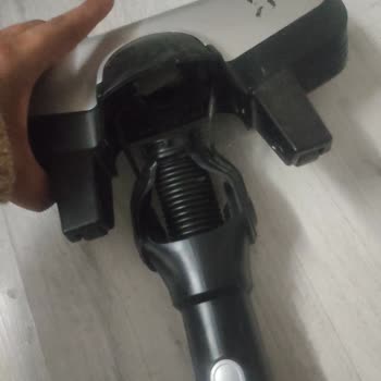 Bosch Dikey Süpürge Başlığı Kırıldı