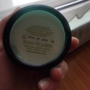 Yves Rocher SKT Si Yakin