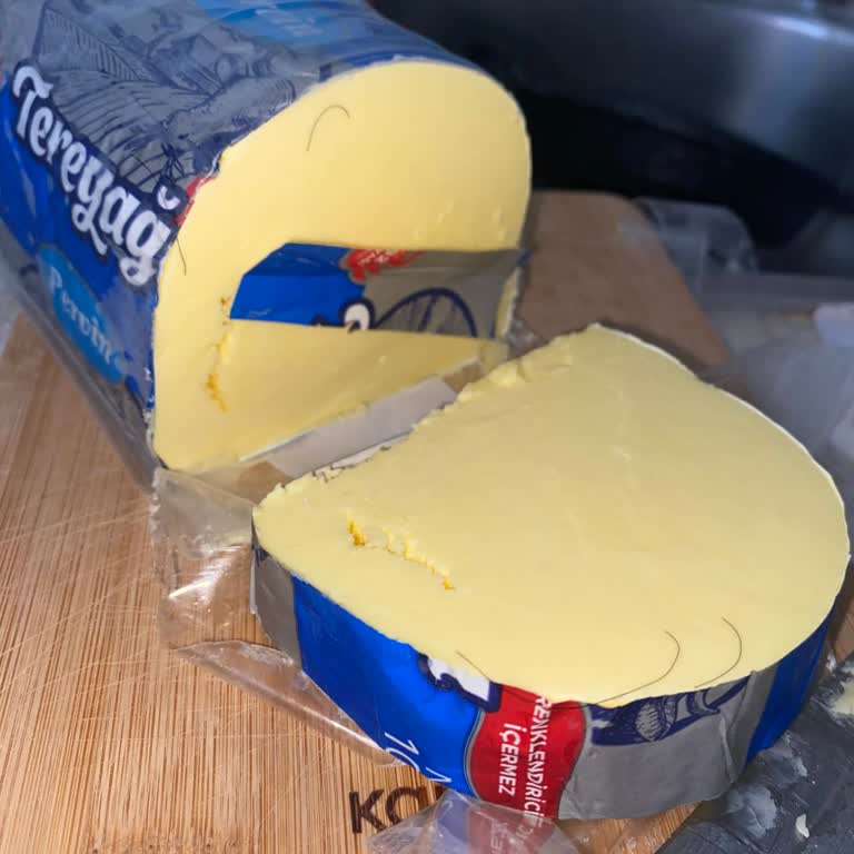 BİM Marketten Alınan Tereyağında Kıl Bulma Şikayeti