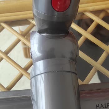 Dyson Gen5detect Kırık Aparat