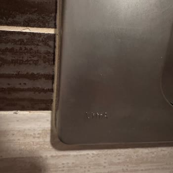 Vitra Rezervuar Kapağının Düğmesi Kendiliğinden Bozuldu