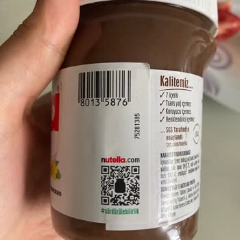 Nutella'nın Üstünde Kabarcıklar Var.