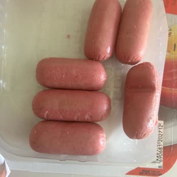 Maret Tarihi Geçmediği Halde Bozuk Olan Sosis