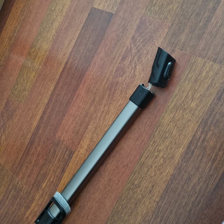 PHILIPS Ev Aletleri Philips Süpürge Kırıldı.