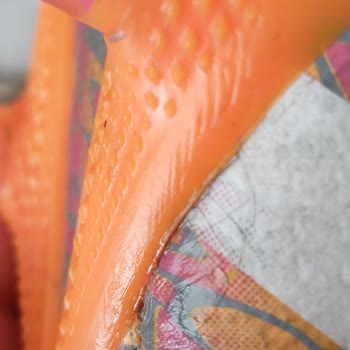 MRC Krampon Kalitesiz İlk Haftadan Kramponda Yırtıklar Açılmalar Oldu