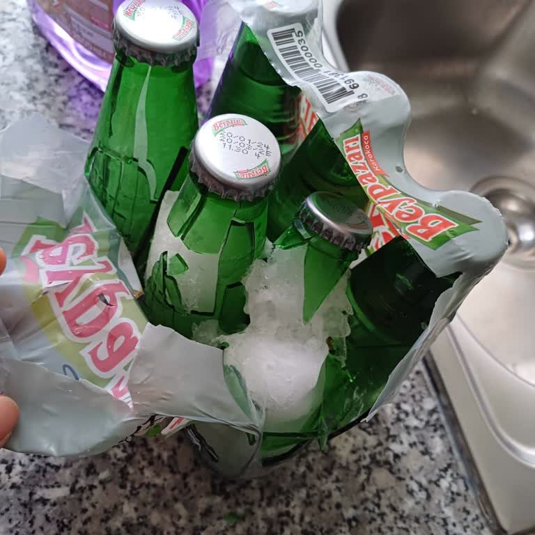 Bosch Buzluk Kısmı Kokan Ve Soğutma Kısmı Donduran Buzdolabı