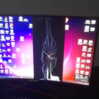 Monster Notebook Monitörümde Kendiliğinden Oluşan Ekran Kırılması Sorunu