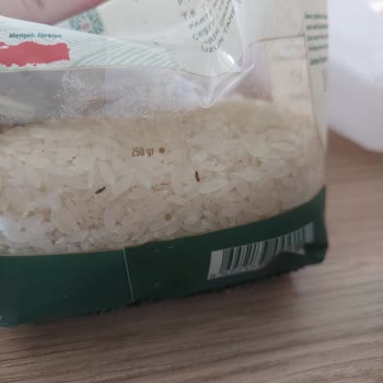 Migros Sanal Market Sağlıksız, Böcekli, Küflü Ürünler Teslim Ediyor