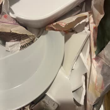 Yurtiçi Kargo Koli İçi Kırıklarla Teslimat Yaptı
