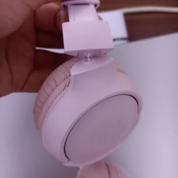 JBL 510 Bt Kulaklığın Sağ Bağlantı Yeri Kırıldı