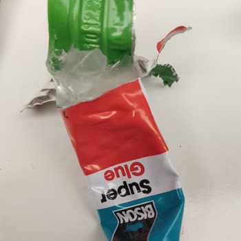 Koçtaş Son Kullanma Tarihi Geçmiş Donmuş Yapıştırıcı