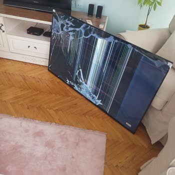 Kolay Gelsin Kargo Şirketi Ve Amazon Prime Hasarlı Ürün