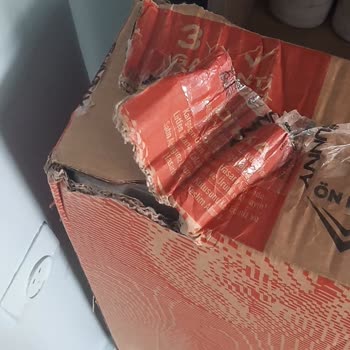 Kolay Gelsin Kargo Şirketi Ve Amazon Prime Hasarlı Ürün