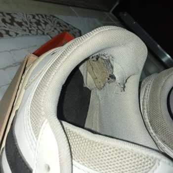 In Street FLO Mağazası Adidas Ayakkabı Değişim Sorunu