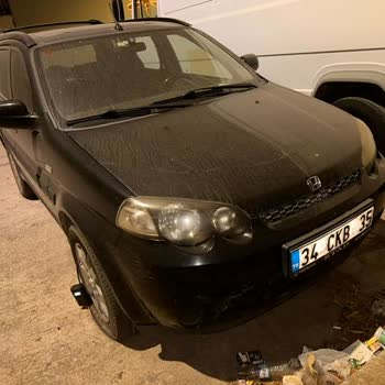 Honda Kırılan Logolu Ön Camının Değişip Mağduriyetlerimin Giderilmesi Talebi