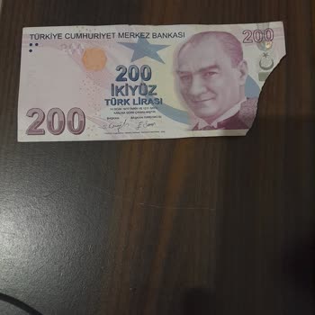 Ziraat ATM 200Tl Yırtık Para