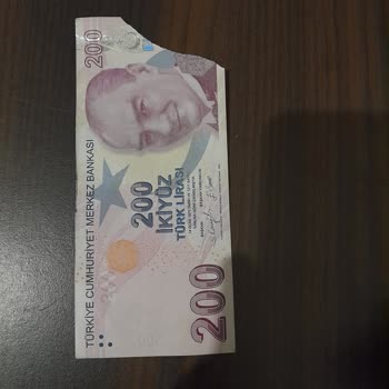 Ziraat ATM 200Tl Yırtık Para