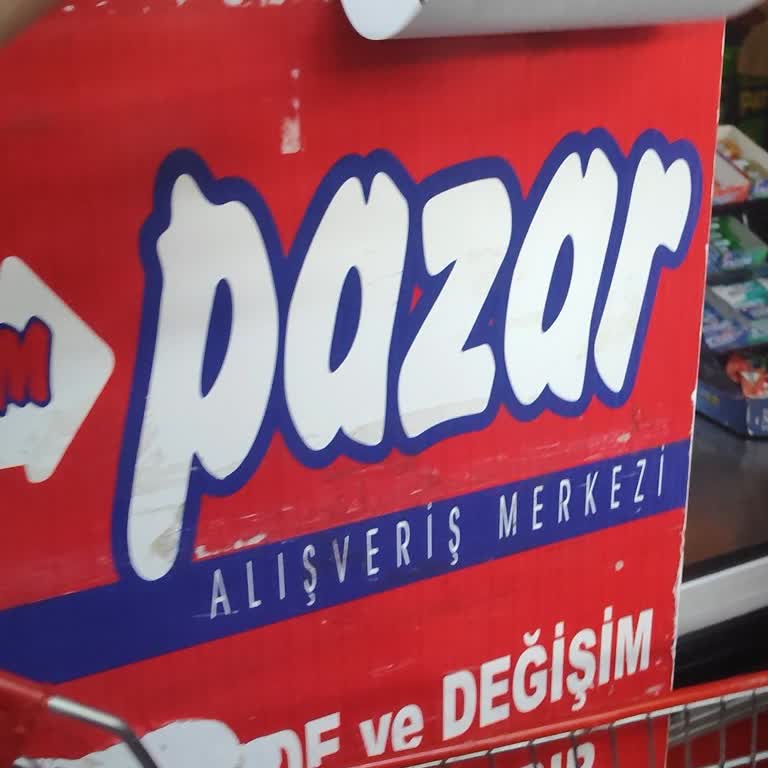 Kadirli Bizim Pazar Kokmuş Tavuk Satıyor İnsan Hayatıyla Oynuyor