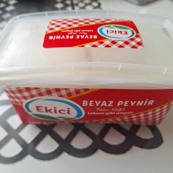 BİM Den Aldığımız Ekici Peynir Kutusu Şişti.