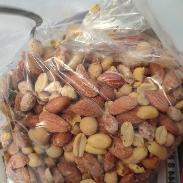 Makbul Çerez'den Kaju Ayıklama