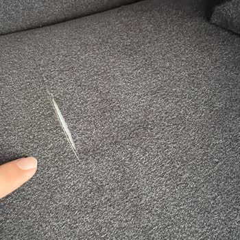 Sakarya Enza Home Yırtık Koltuk