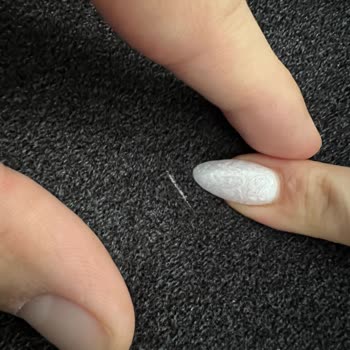 Sakarya Enza Home Yırtık Koltuk