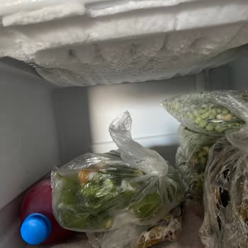 Uğur Derin Dondurucu Karlanıyor!