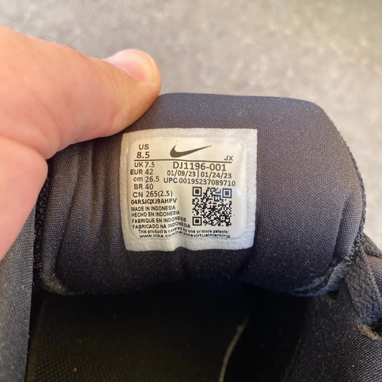 Nike Spor Ayakkabısından Ses Geliyor