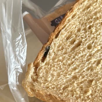 A101 Ekmeğinden Böcek Çıktı