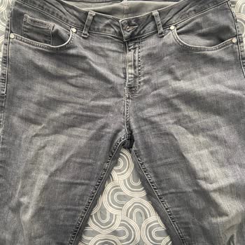 . DeFacto Kalitesiz Pantolon