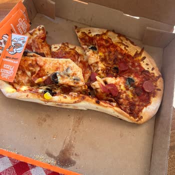Little Caesars Pizza Paketlemeyi Mi Unuttu!?